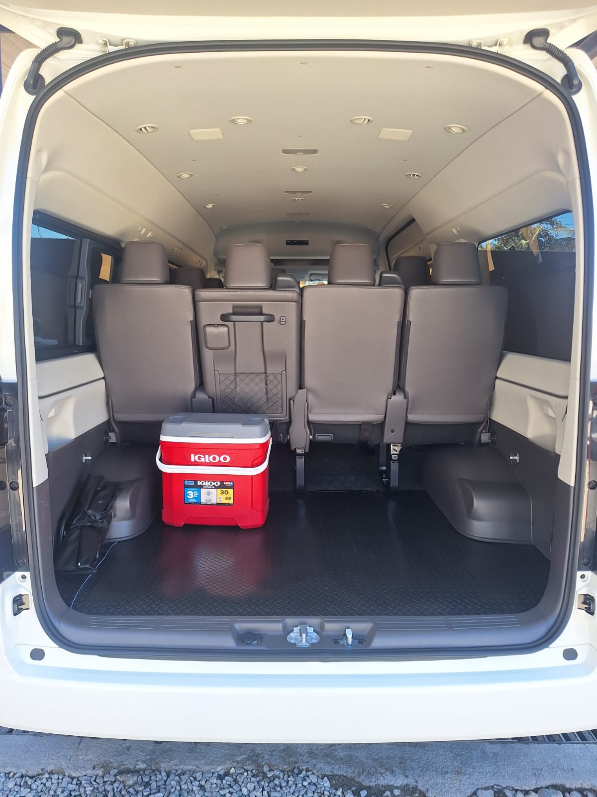 Hiace maletero