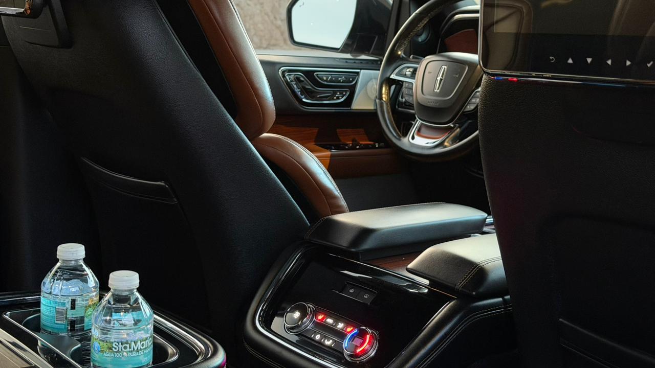 Lincoln interior